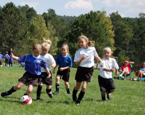 8589130452787-kids-playing-at-school-wallpaper-hd